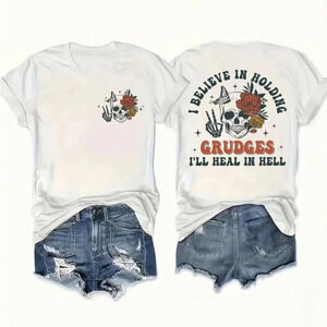 Festive "I Believe in Holding Grudges" Skeleton T-Shirt - Halloween Ready